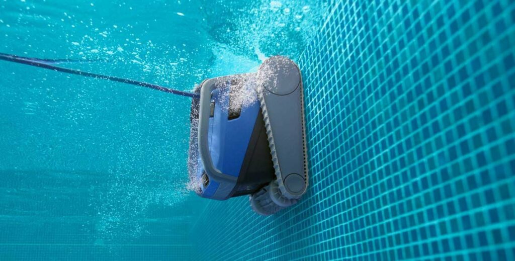 équipement et robots d'entretien pour piscines