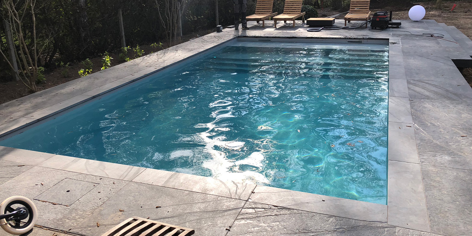 Piscine liner gris-clair Braine
